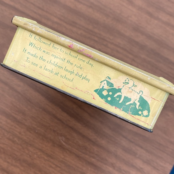 1946 Vintage Mary Had a Little Lamb Tin Box. Made in England. Nursery Rhymes - Picture 5 of 13